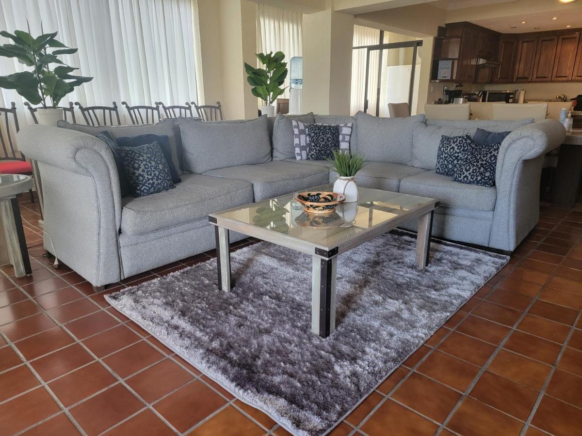 Location In Medano -marina Sol Lrg 2 Bed Steps To Beach, Downtown & Marina *