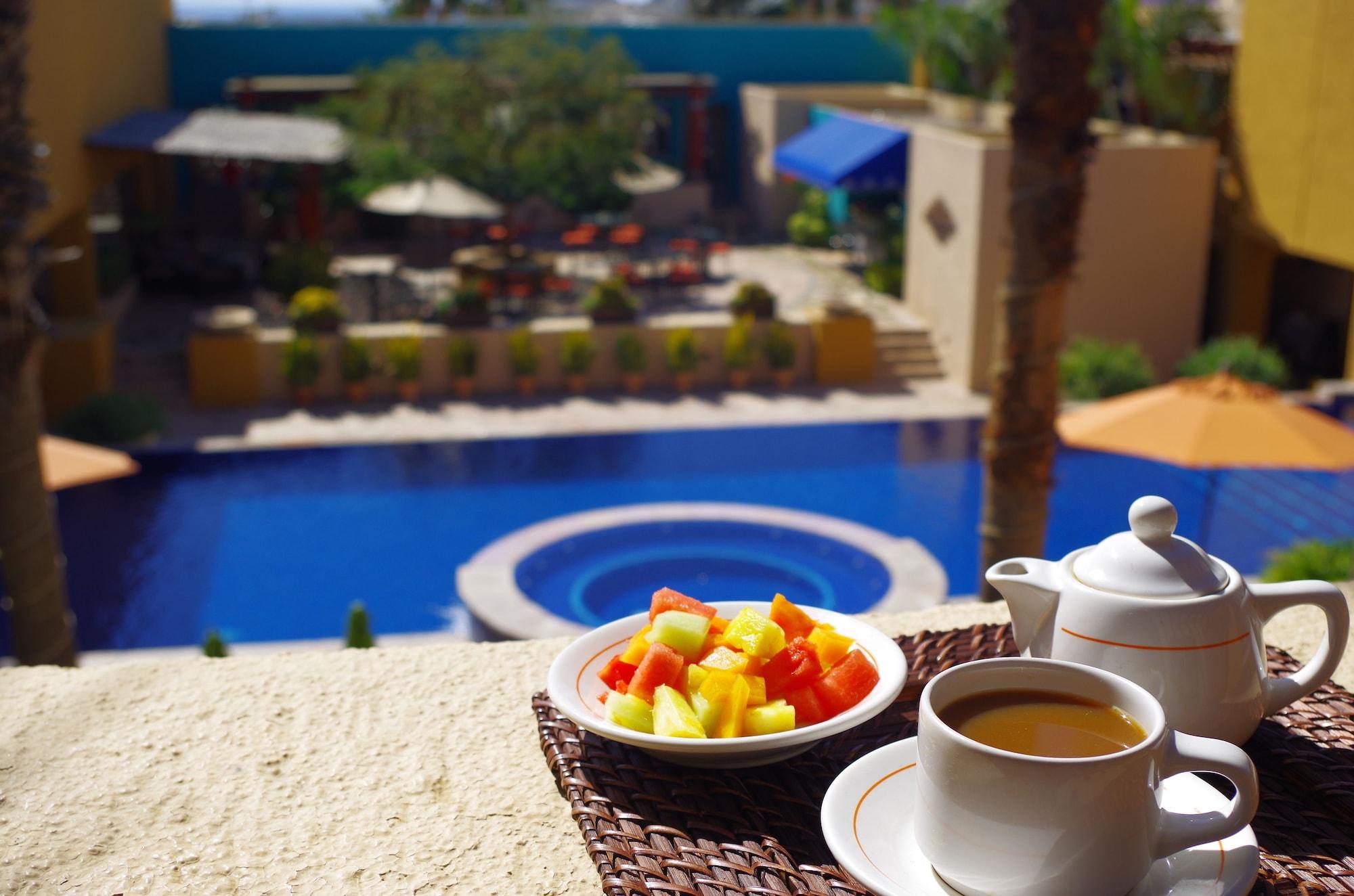 Patios Hotel 4*