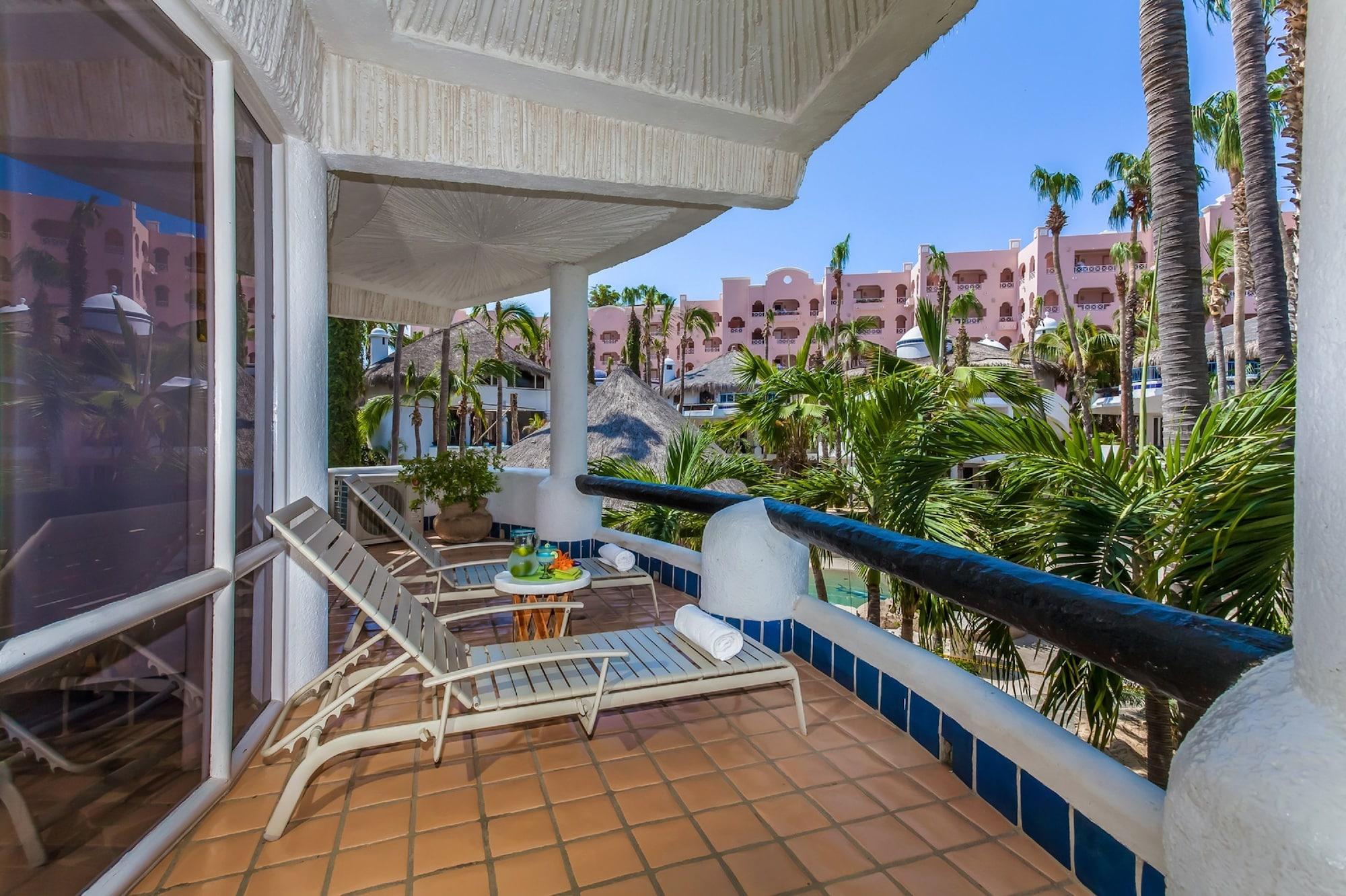 Club Cascadas De Baja Resort