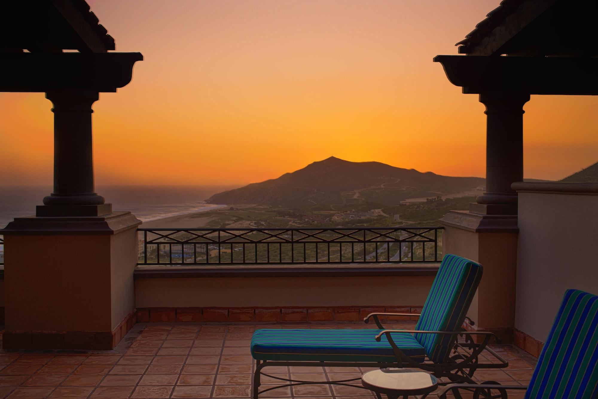 Pueblo Bonito Sunset Golf & Cabo San Lucas