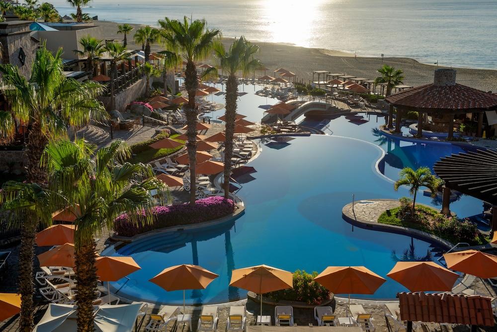 Pueblo Bonito Sunset Golf & Cabo San Lucas