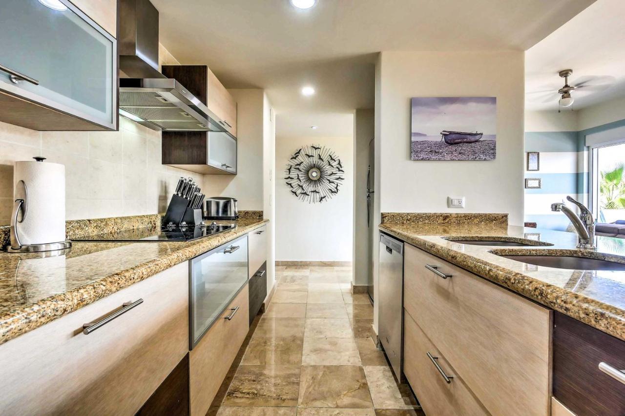 Chic Cabo - Walk To Marina And Downtown! Apartment