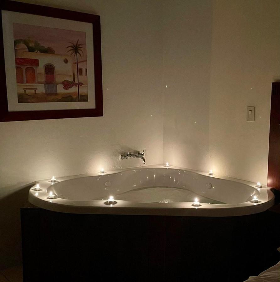 Romantico Depto Con Jacuzzi En La Habitacion Apartment Cabo San Lucas