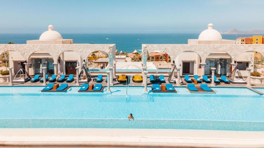 Aparthotel Luxurious With Private Balconies, Vista Encantada Resort, & Retreat