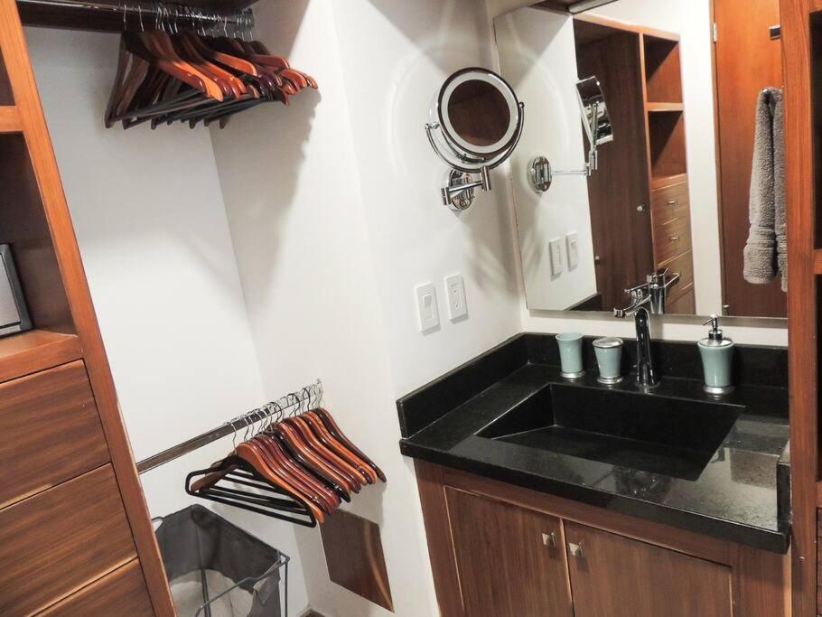 Beautiful Ocean View Condo, 3br 3.5 Bt *