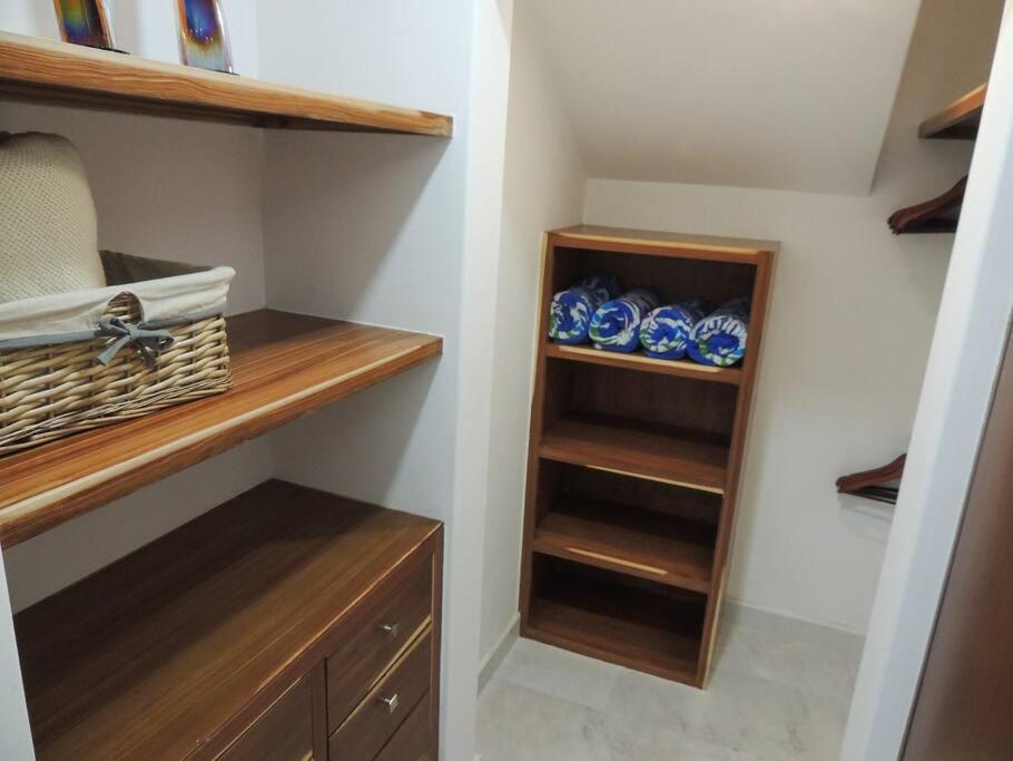 Beautiful Ocean View Condo, 3br 3.5 Bt Cabo San Lucas