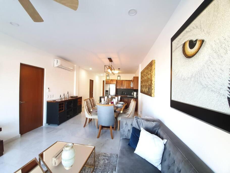 Beautiful Ocean View Condo, 3br 3.5 Bt Apartment