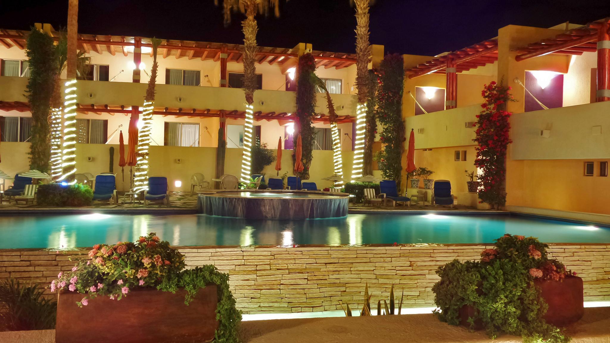 Patios 4*