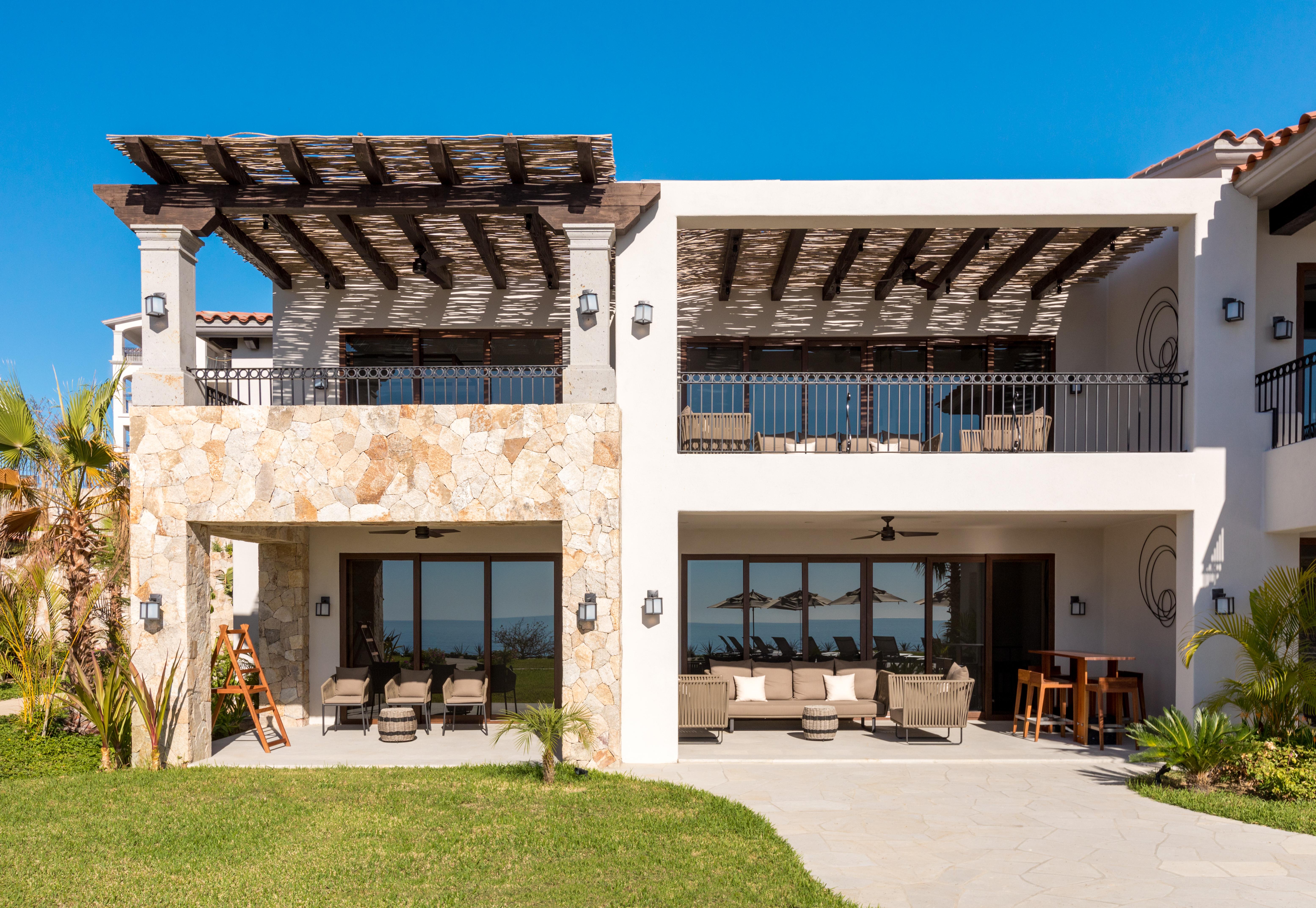 Hotel Live Aqua Private Residences Cabos 5*