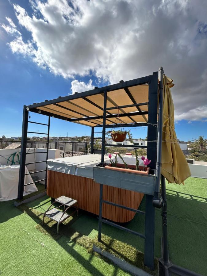 Apartment Jacuzzi Ocean View