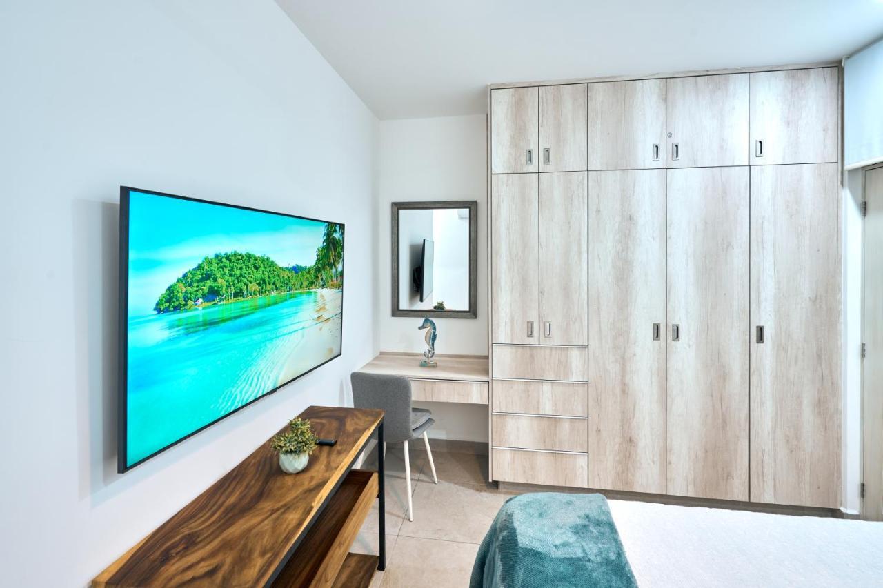 Pedregal Towers Vacation Retreat *