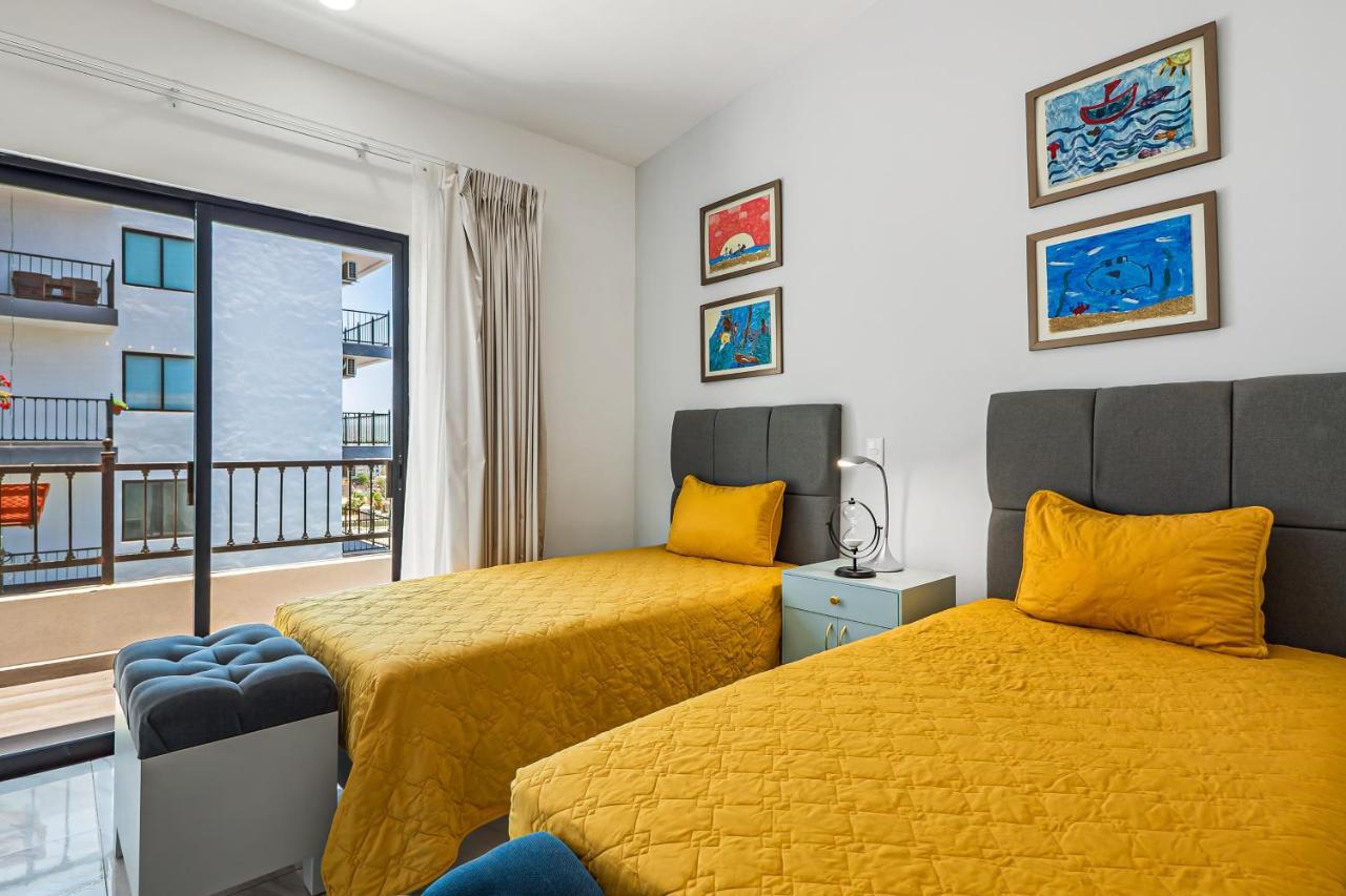 Morgan Residences 607a *
