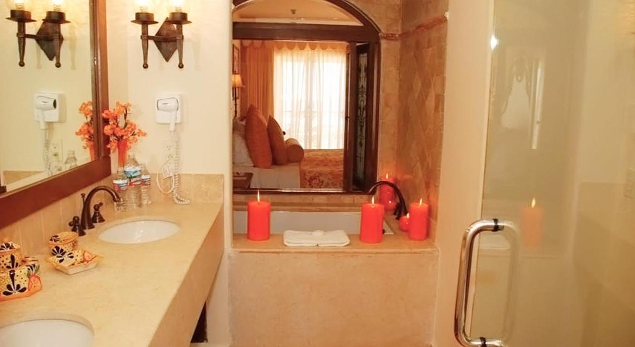 Beautiful 2 Bedroom Awesome View Apartment Cabo San Lucas