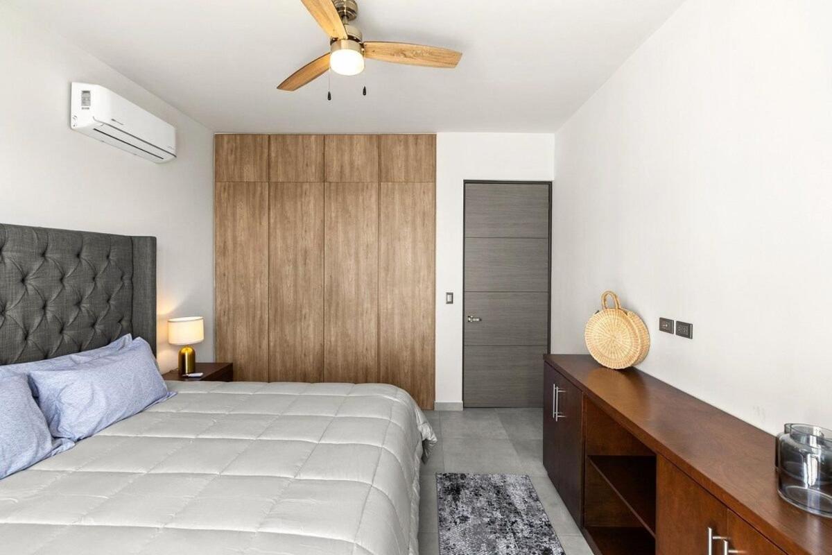 Apartment 2 Bedroom +vista Al Mar+ Alberca+juegos Ninos