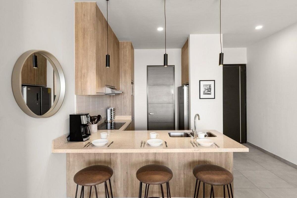 2 Bedroom +vista Al Mar+ Alberca+juegos Ninos *