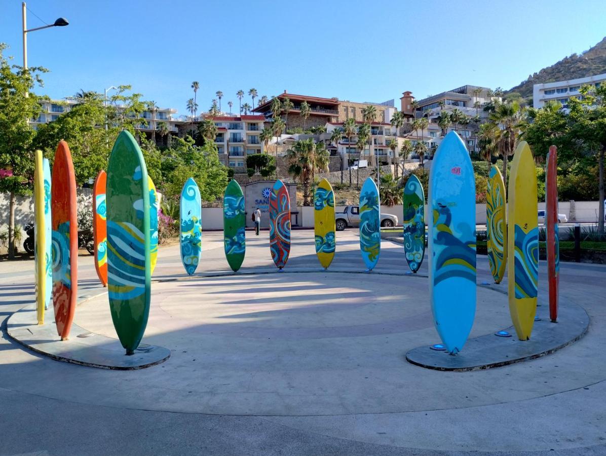 Tres Migueles, Anngel, Cerca De La Marina, Zona Turistica Y Playa