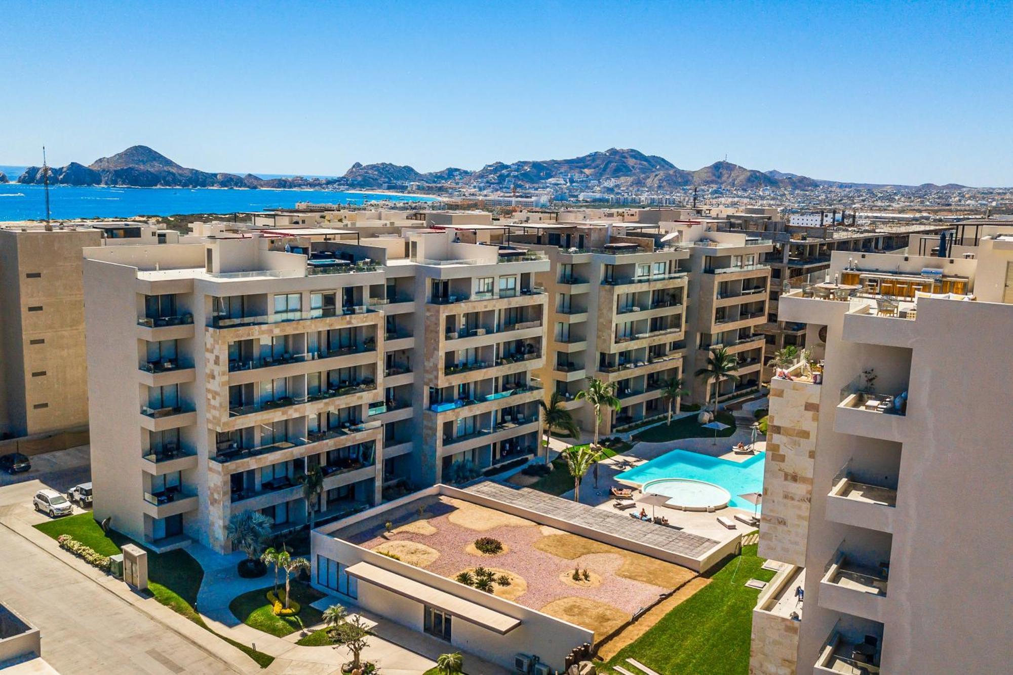 Carmely Velas Paradise Cabo San Lucas