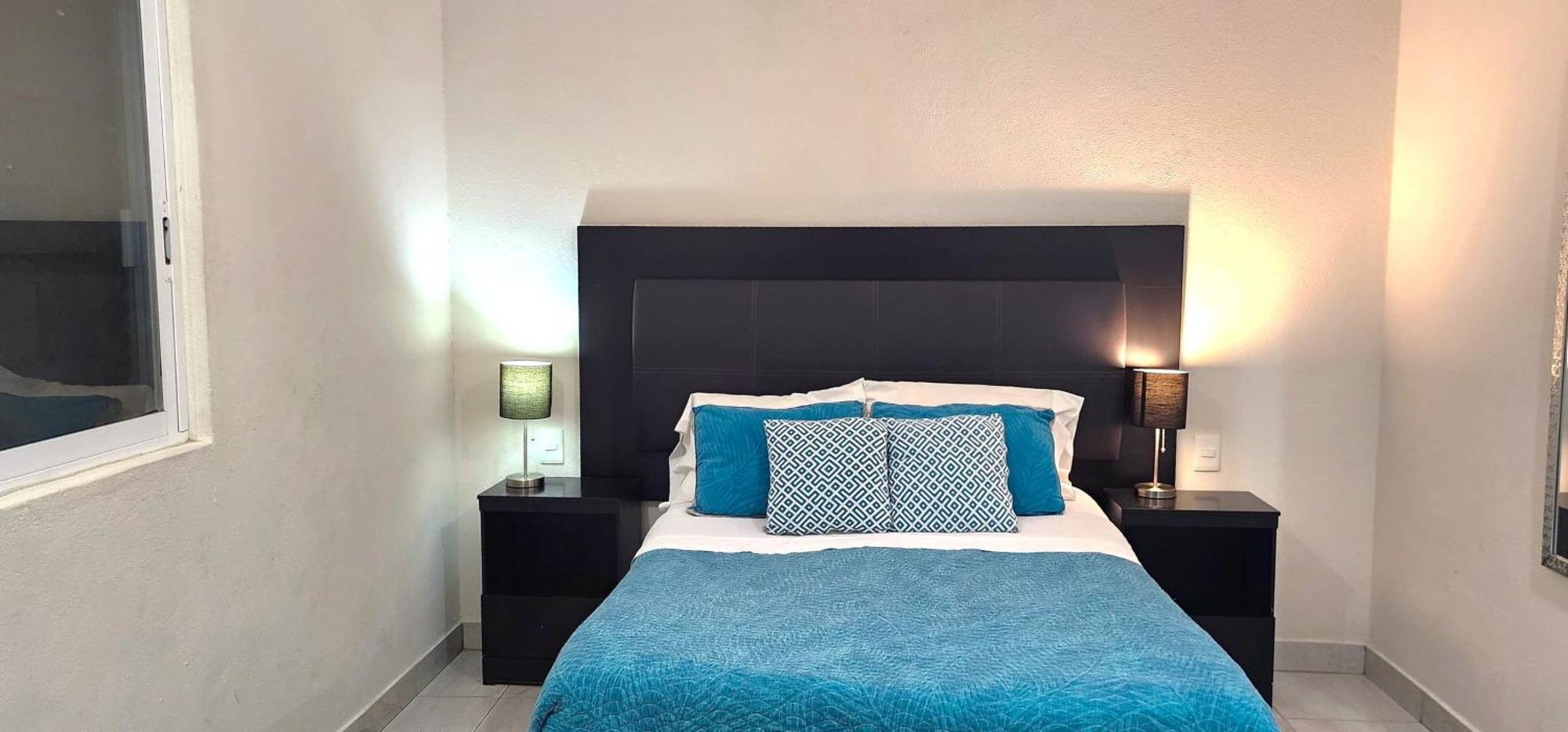 Cozy Sudio In The Heart Of Downtown. Walk Cabo #4 *