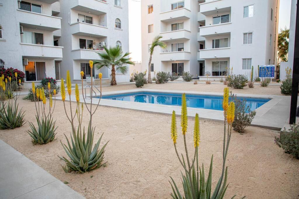 Downtown W/ Pool Apartamento