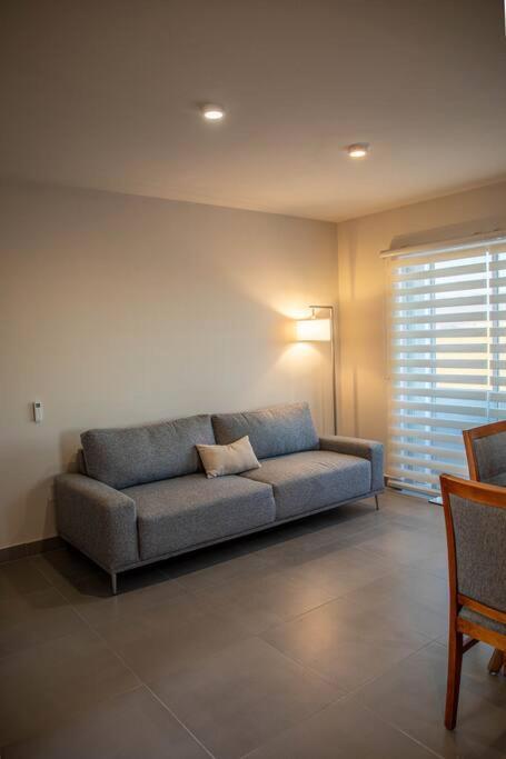 Downtown W/ Pool Apartamento