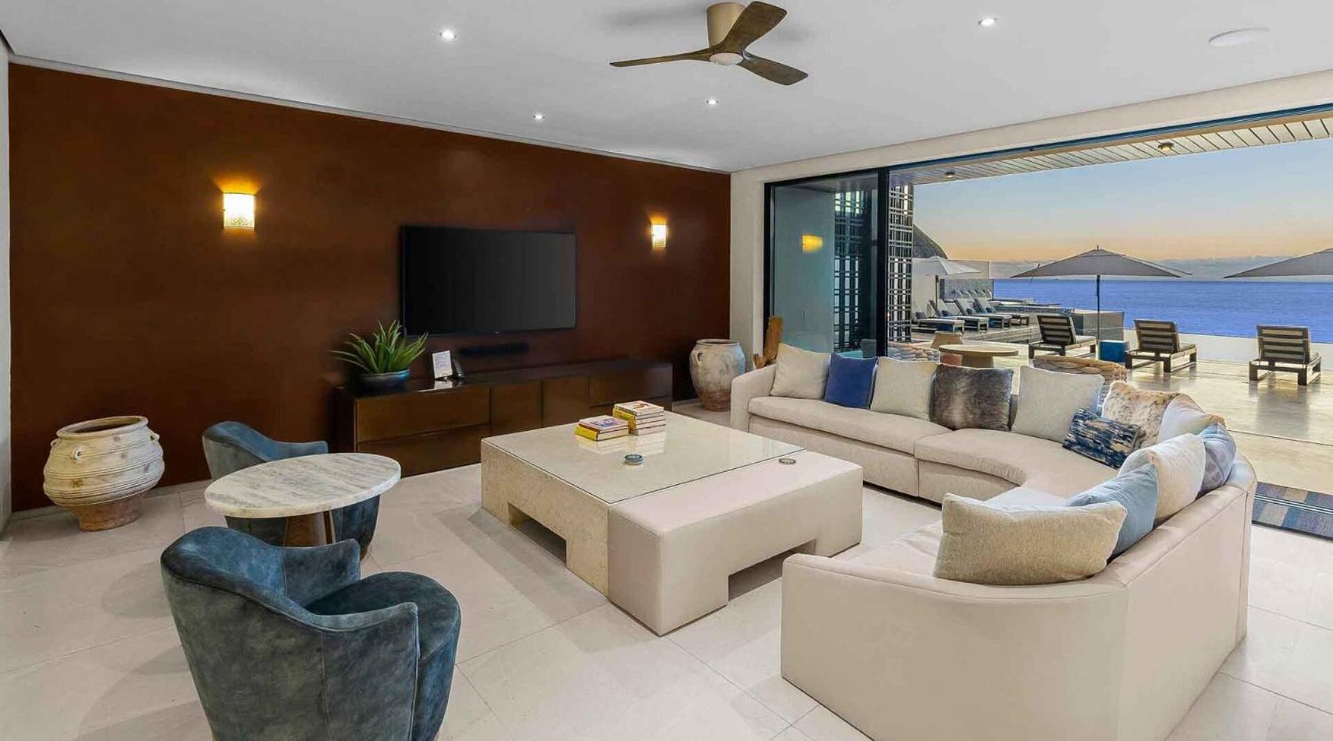 Villa Beachfront With Butler Service, San Jose Del Cabo *