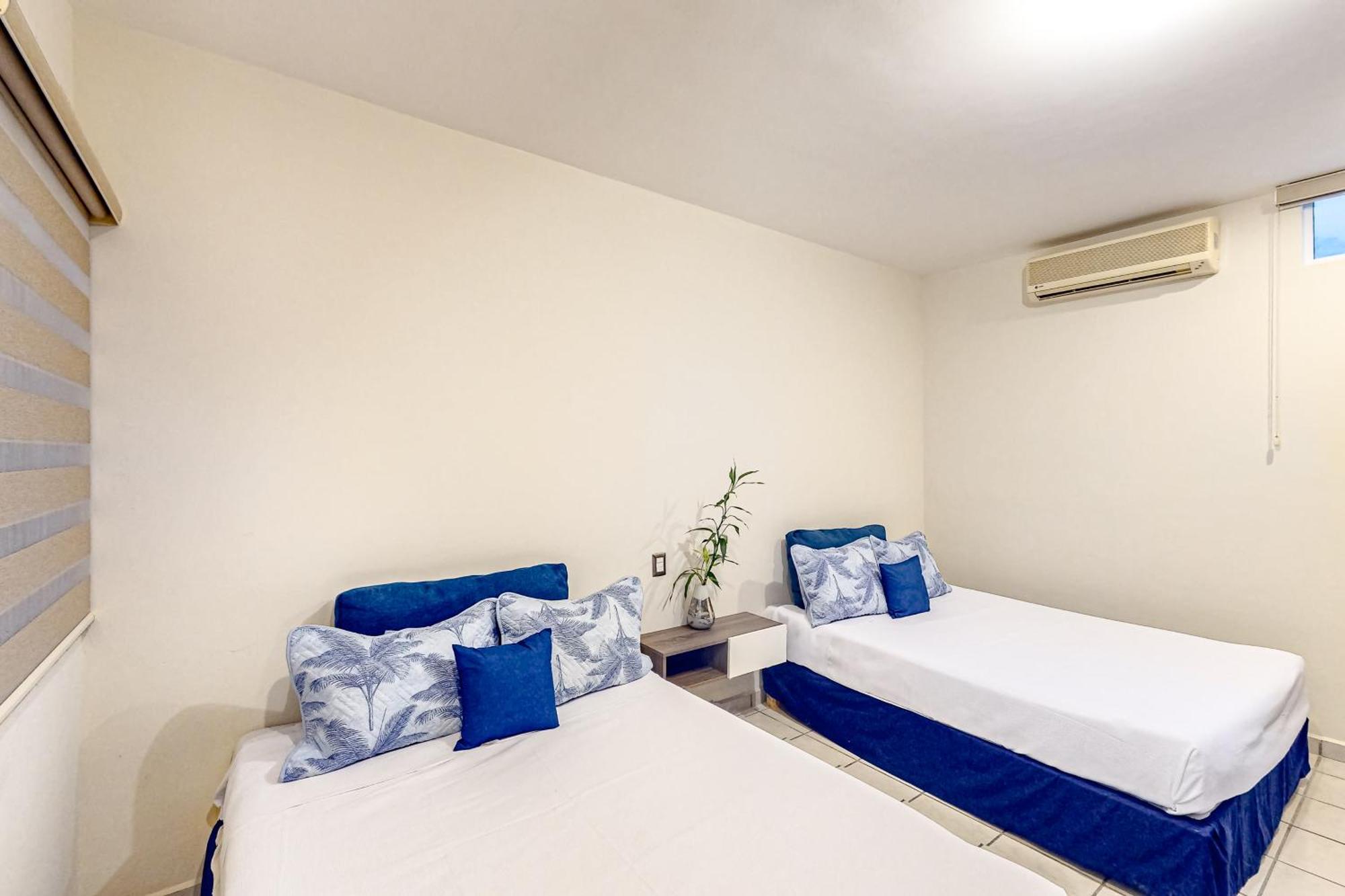 Apartment Blue Bay #419 *