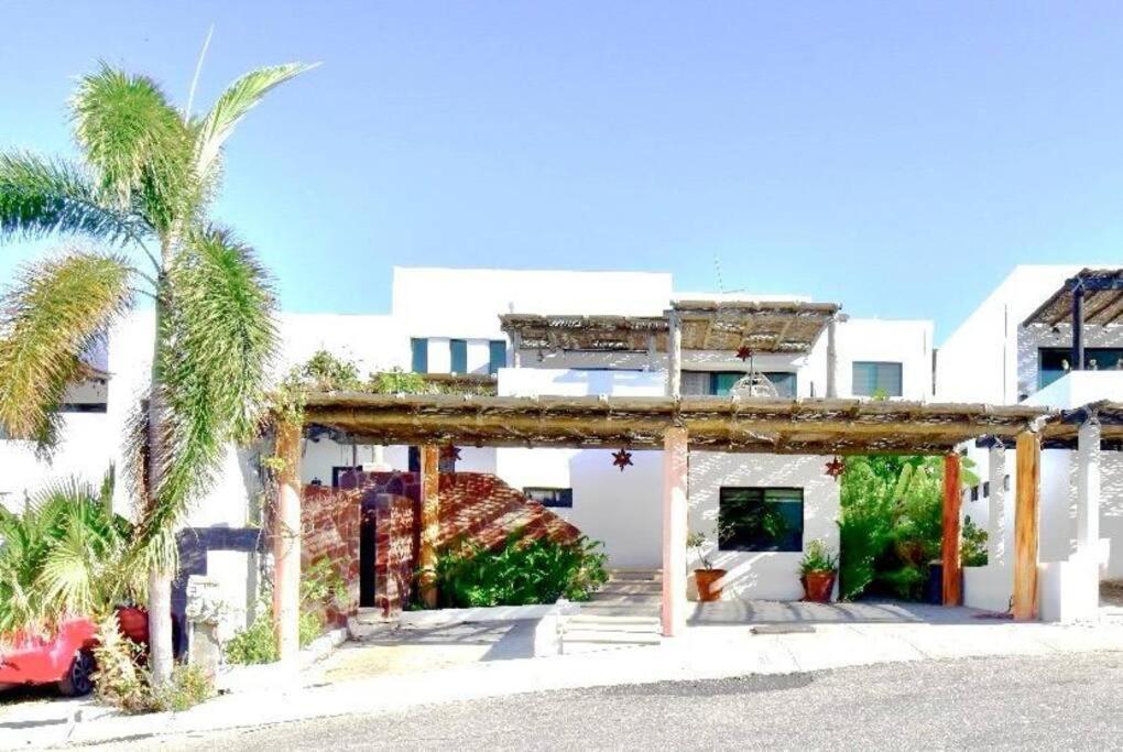 Casa Colibri Cumbres Jardin Holiday home