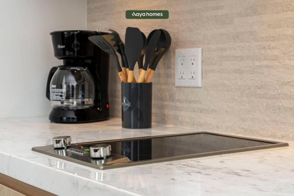 Near Marina - Downtown - Pool - King Apartamento *