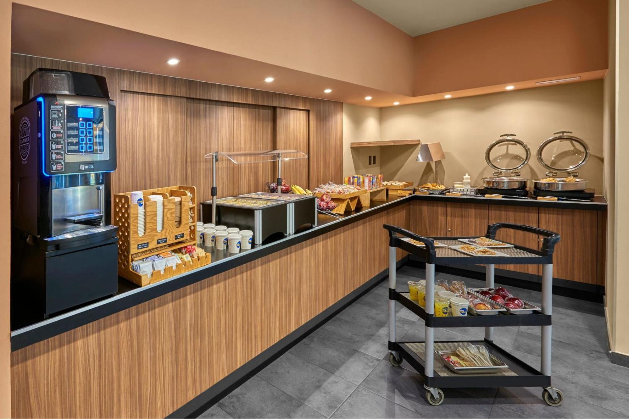 Express By Marriott Hotel 4*
