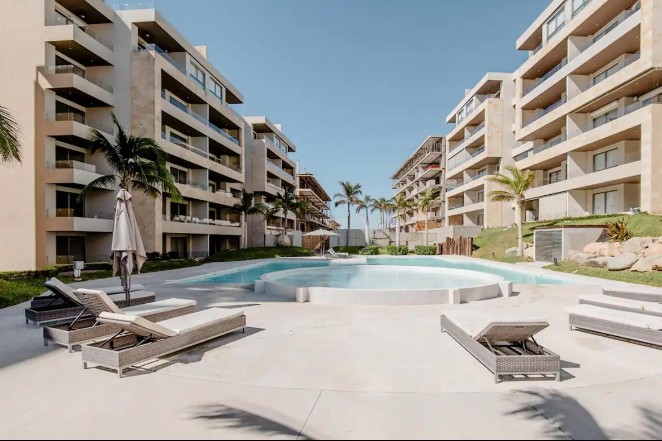 Apartment Loft Con Balcon Privado, Estacionamiento Gratis - Un Oasis En Cabos