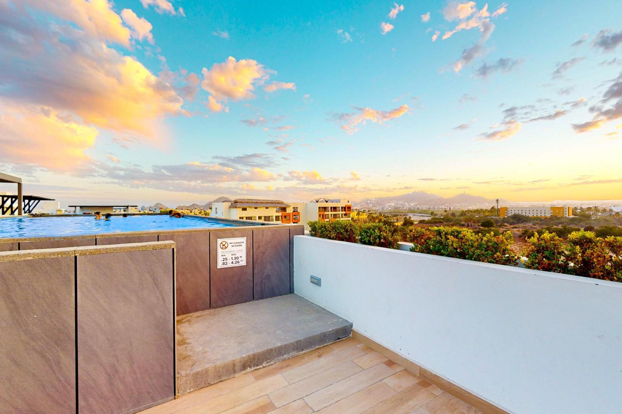 Amaterra Deluxe 404b Apartment