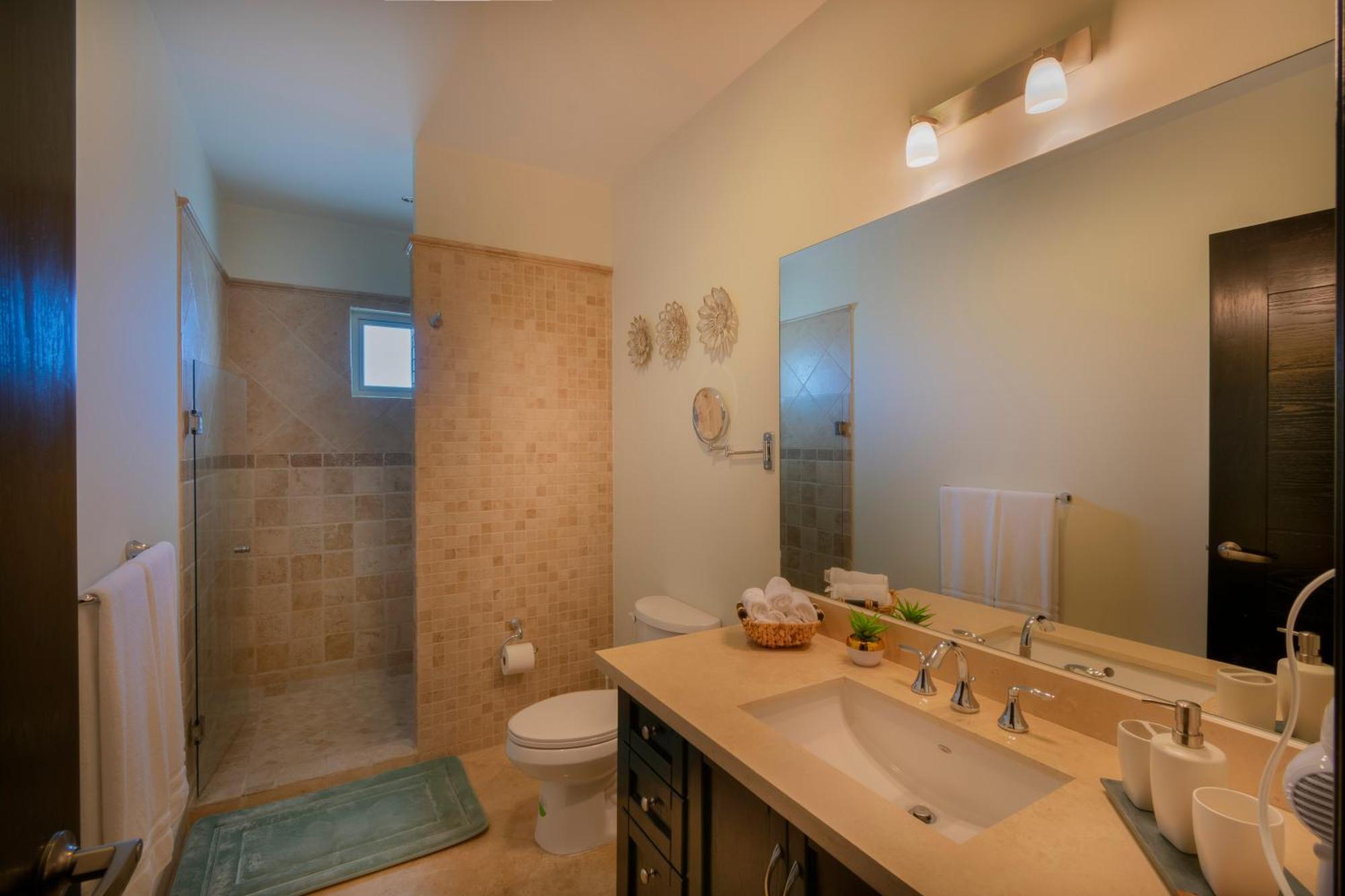 Apartment Paraiso - Luxurious New 300mt From The Cabo San Lucas