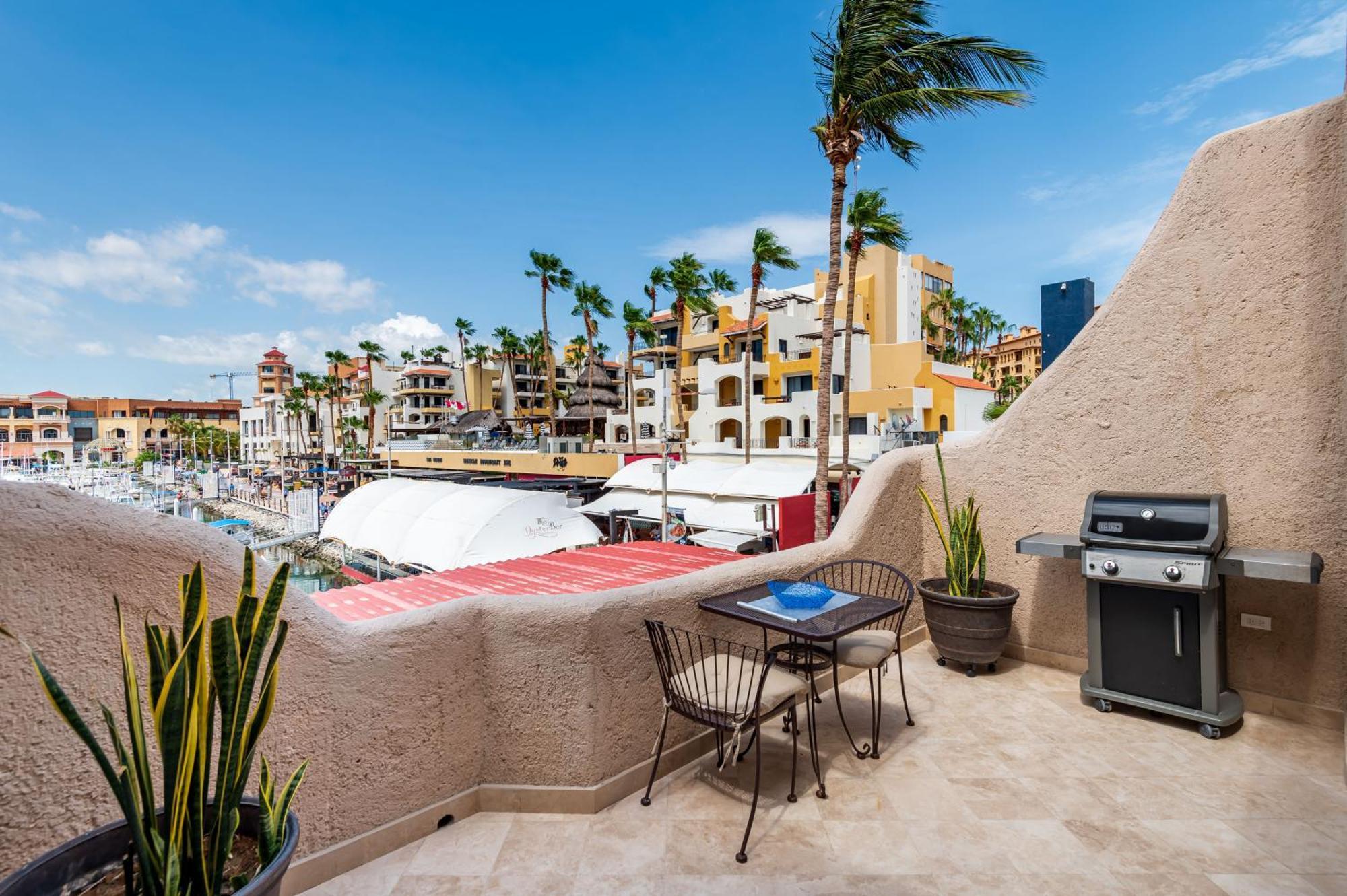 Marina Cabo Plaza Town&beach Cabo San Lucas