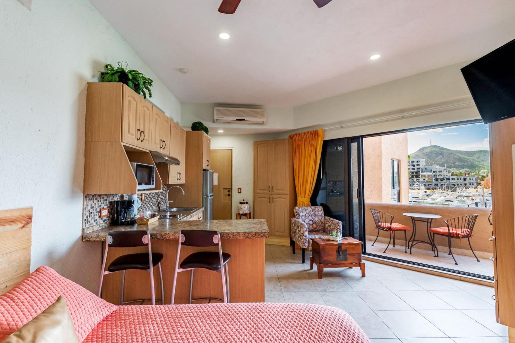 Marina Cabo Plaza Town&beach Apartamento *