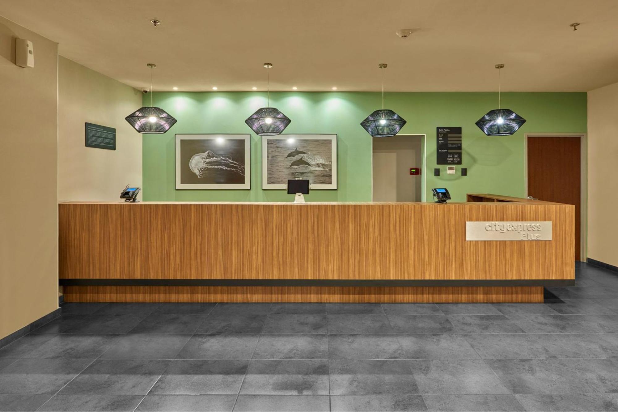 Hotel Express By Marriott 4*