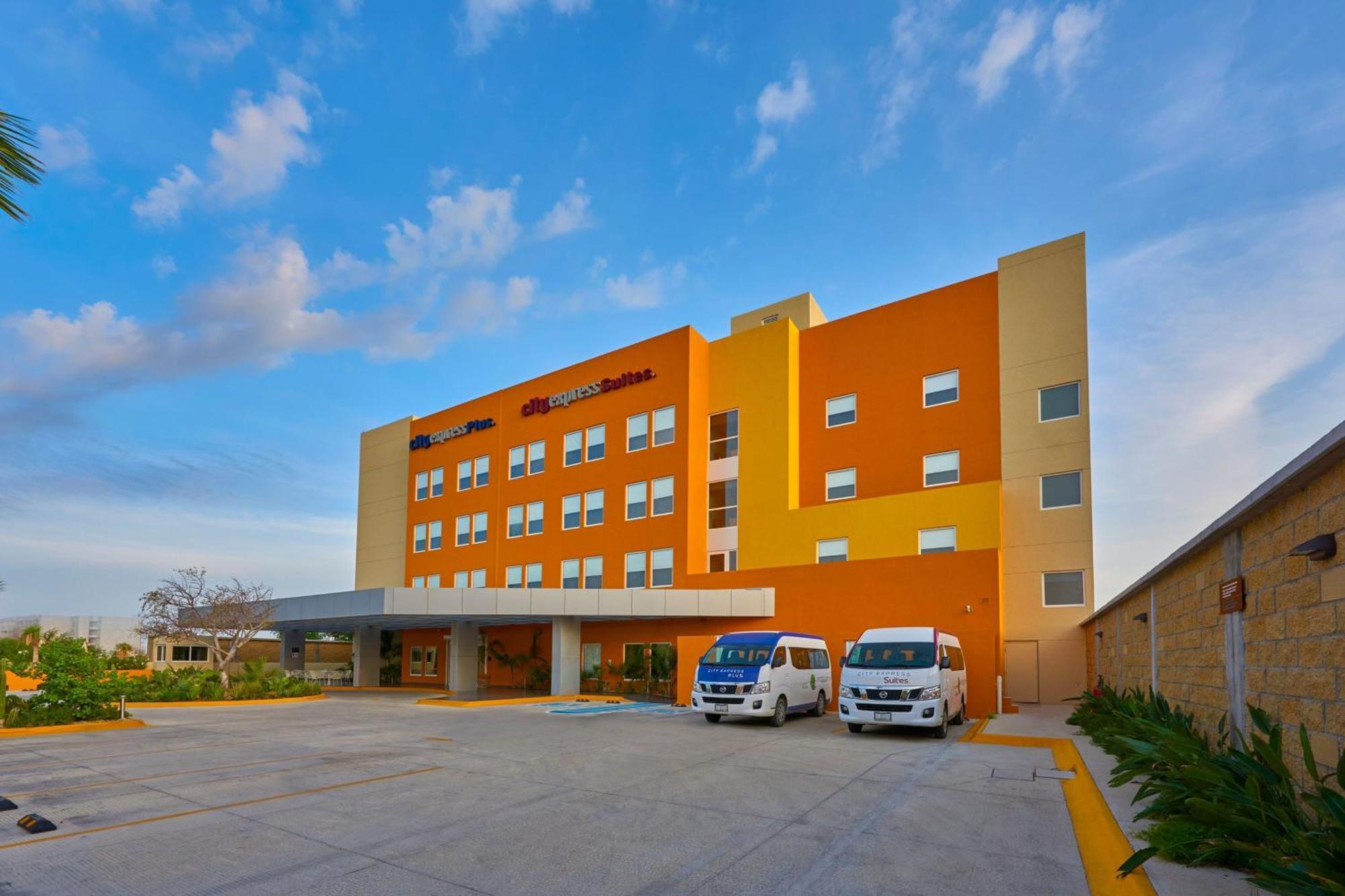 Express By Marriott Cabo San Lucas