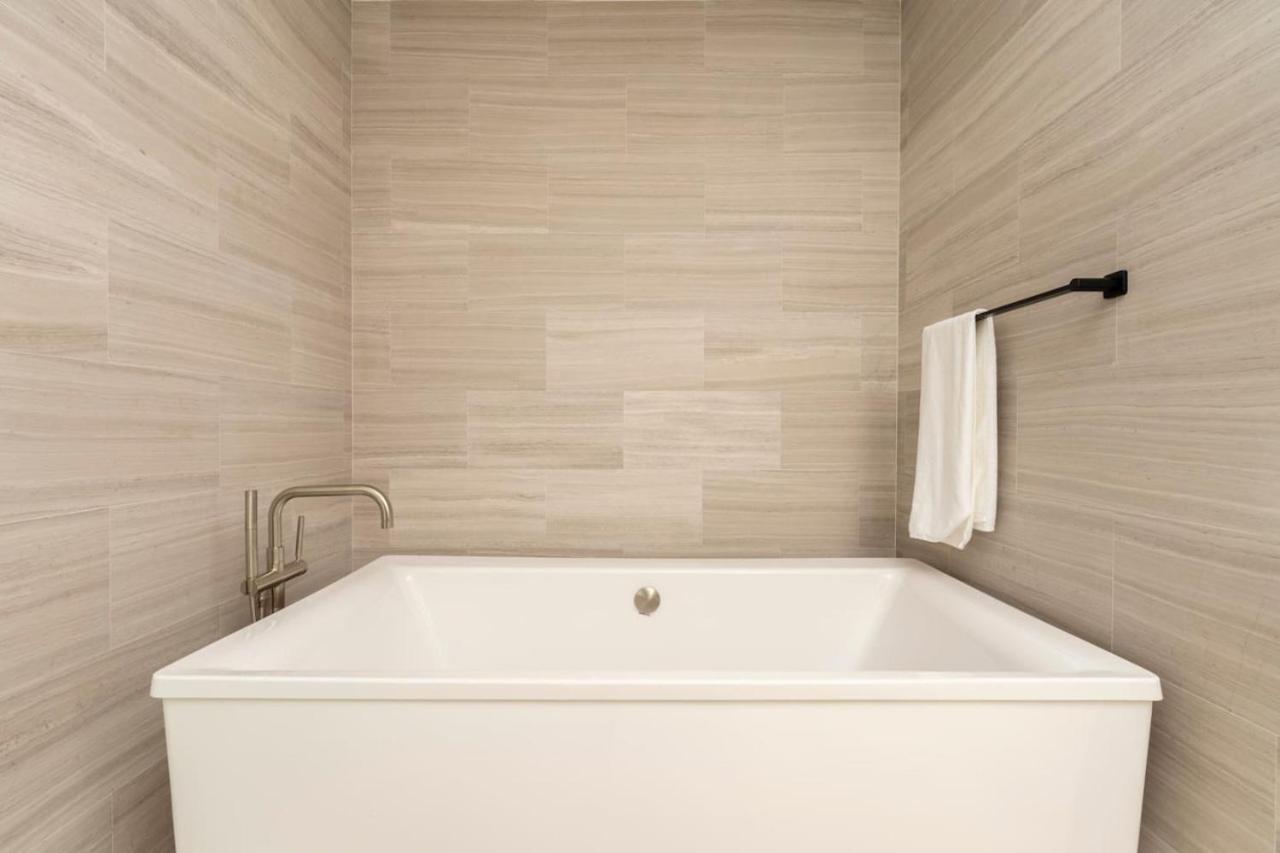 Holiday home Stylish New Modern 5br At Quivira Cabo San Lucas