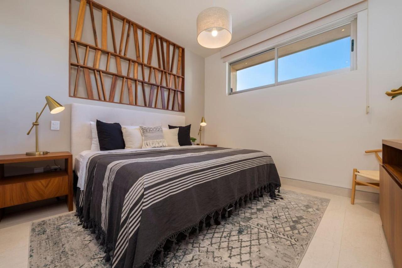 Spacious New 3br With Amazing Ocean Views