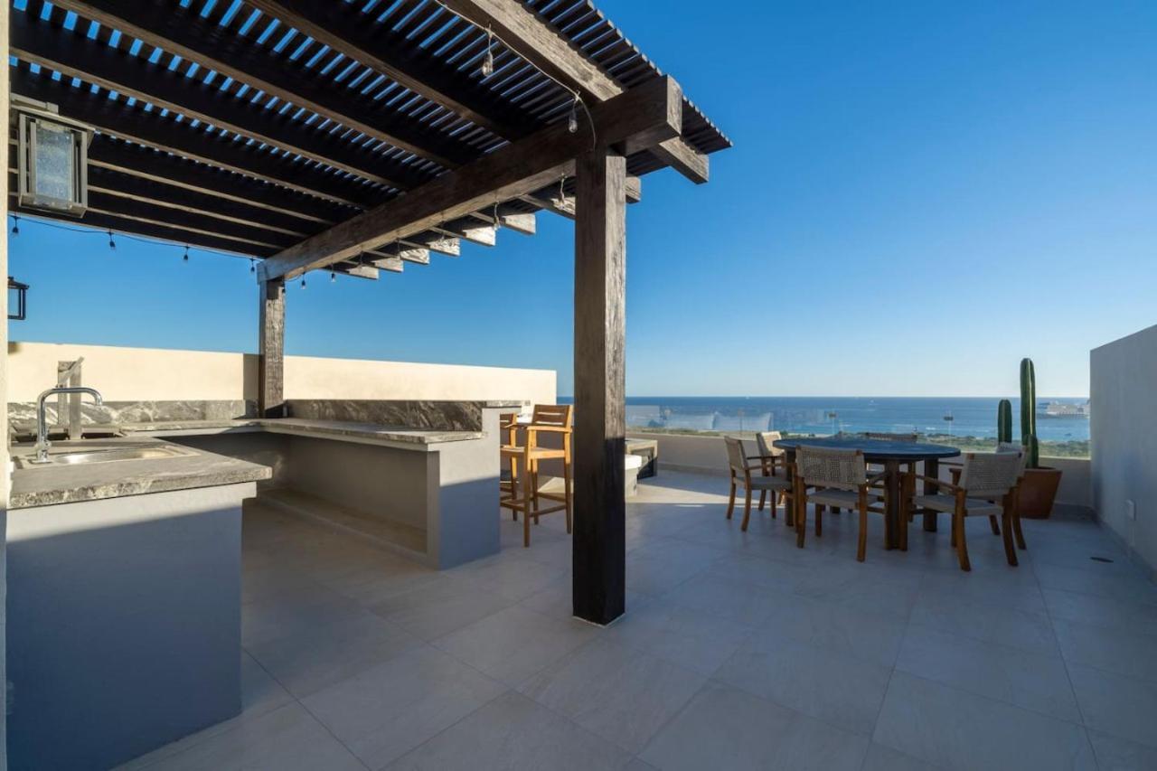 Holiday home Stunning 2br Ph With Views And Private Rooftop *