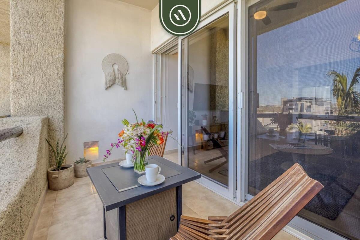 With Amazing View To The Sea Of Cortez - King Bed Apartment Cabo San Lucas