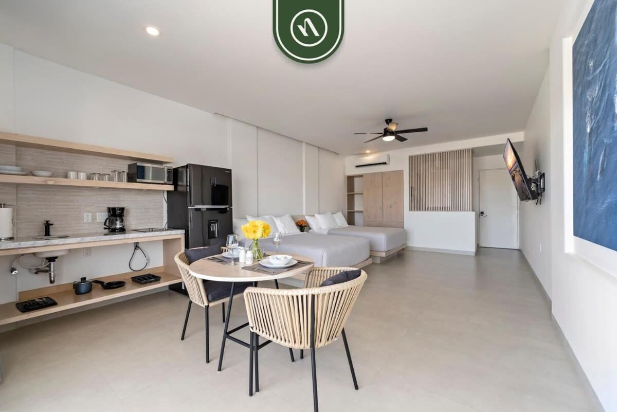 Amazing 2br With Terrace Overlooking The Marina * Cabo San Lucas