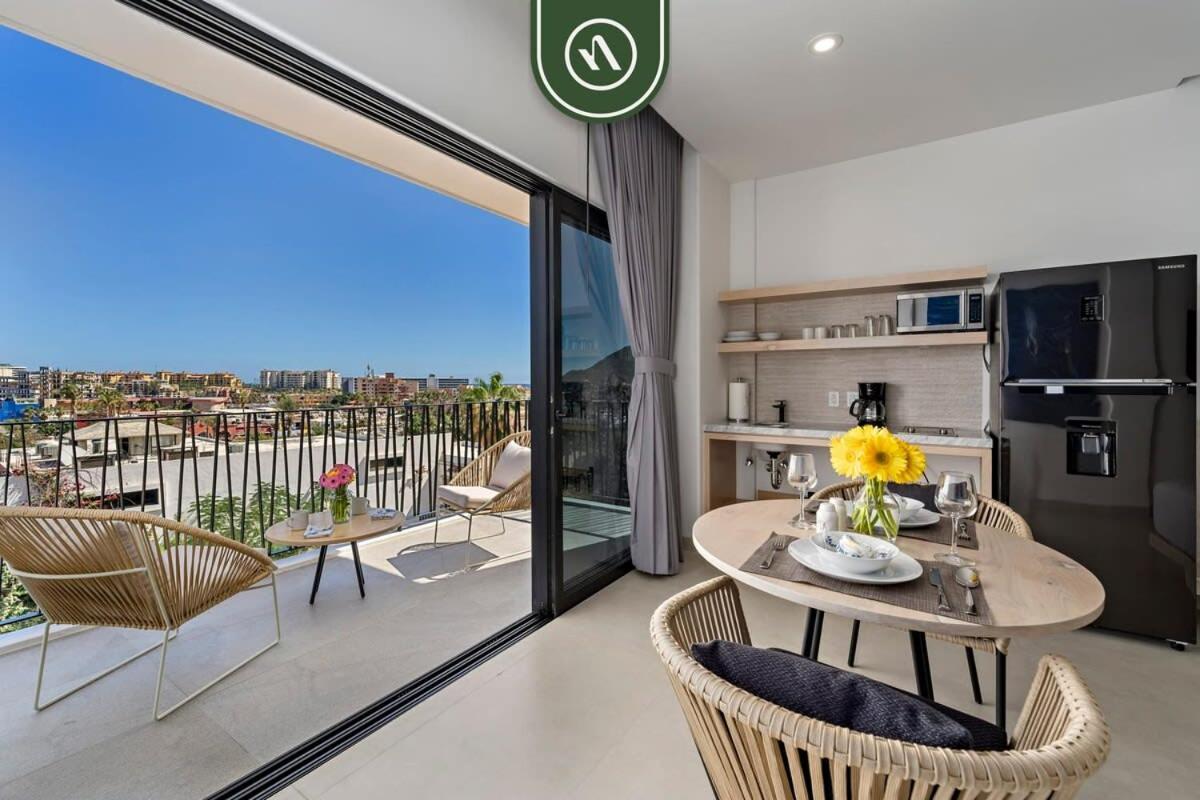 Amazing 2br With Terrace Overlooking The Marina * Cabo San Lucas