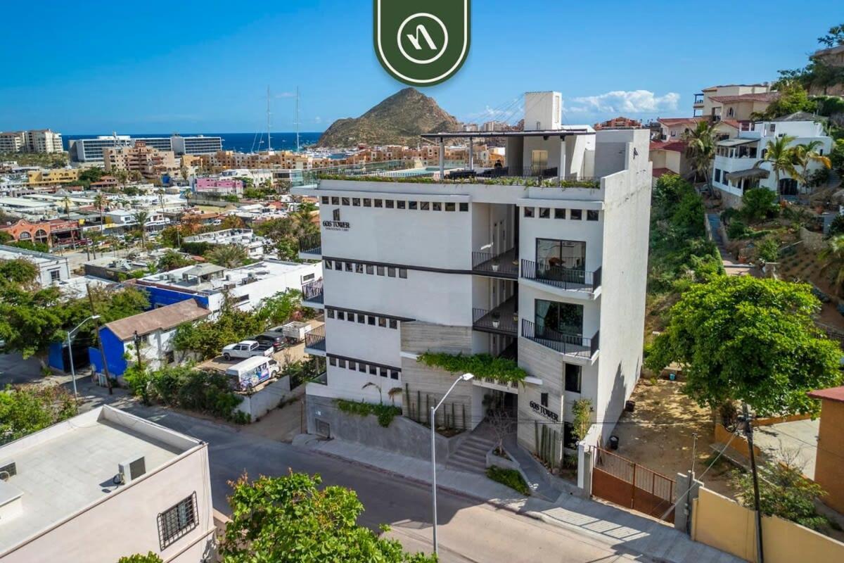 Amazing 2br With Terrace Overlooking The Marina Cabo San Lucas