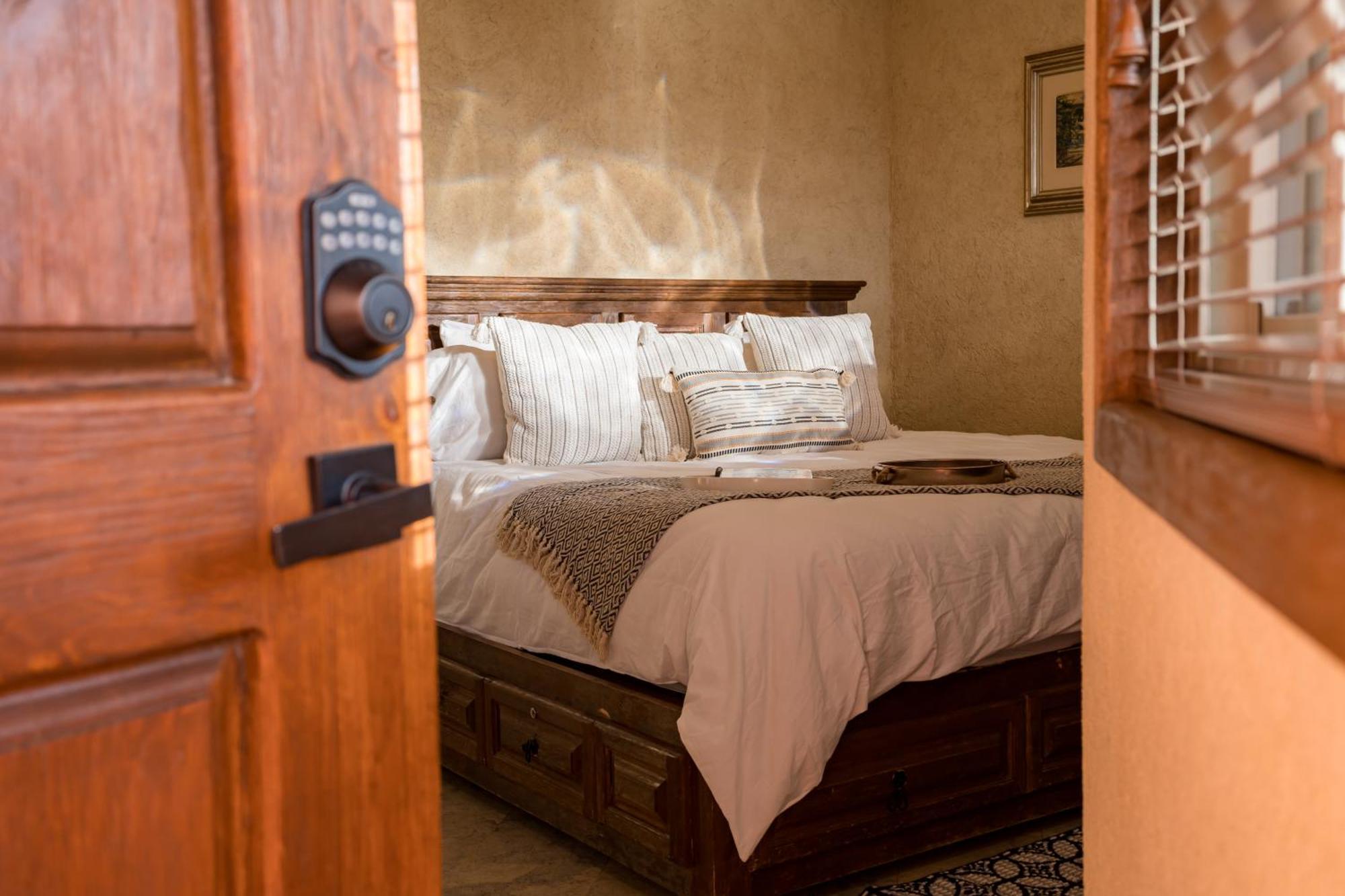 Beachside Bliss Studio, Walk To The Marina And * Cabo San Lucas