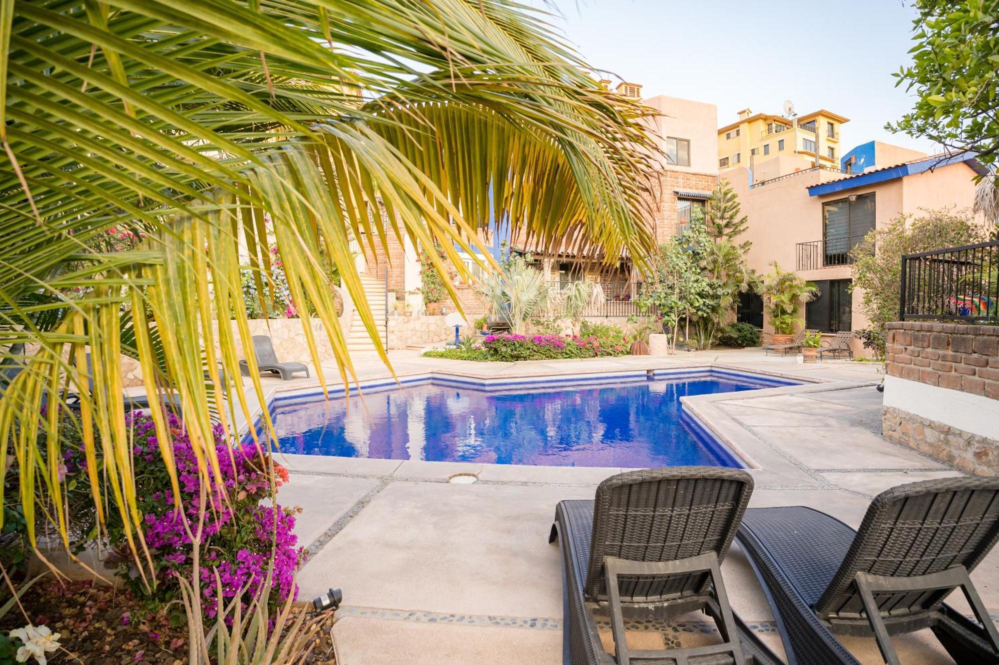 Apartment Beachside Bliss Studio, Walk To The Marina And Cabo San Lucas
