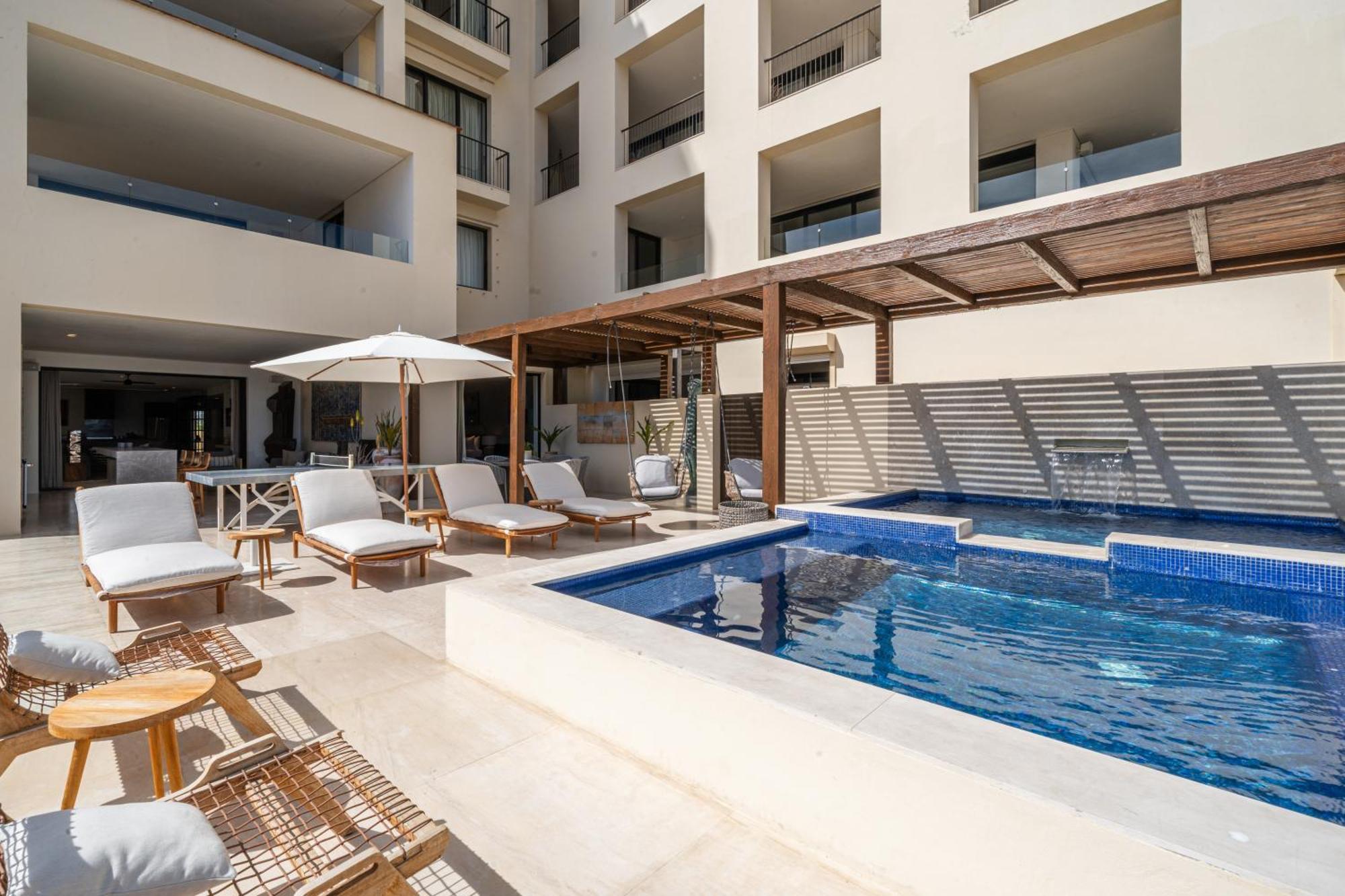 1 Homes Preview Cabo 5*