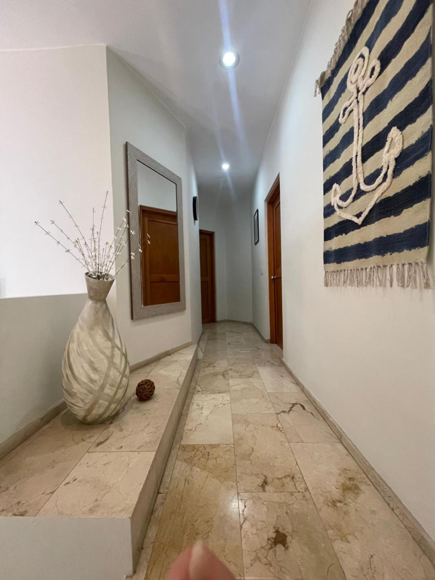 Sea View, King-size Bed, Wheelchair Access Villa *