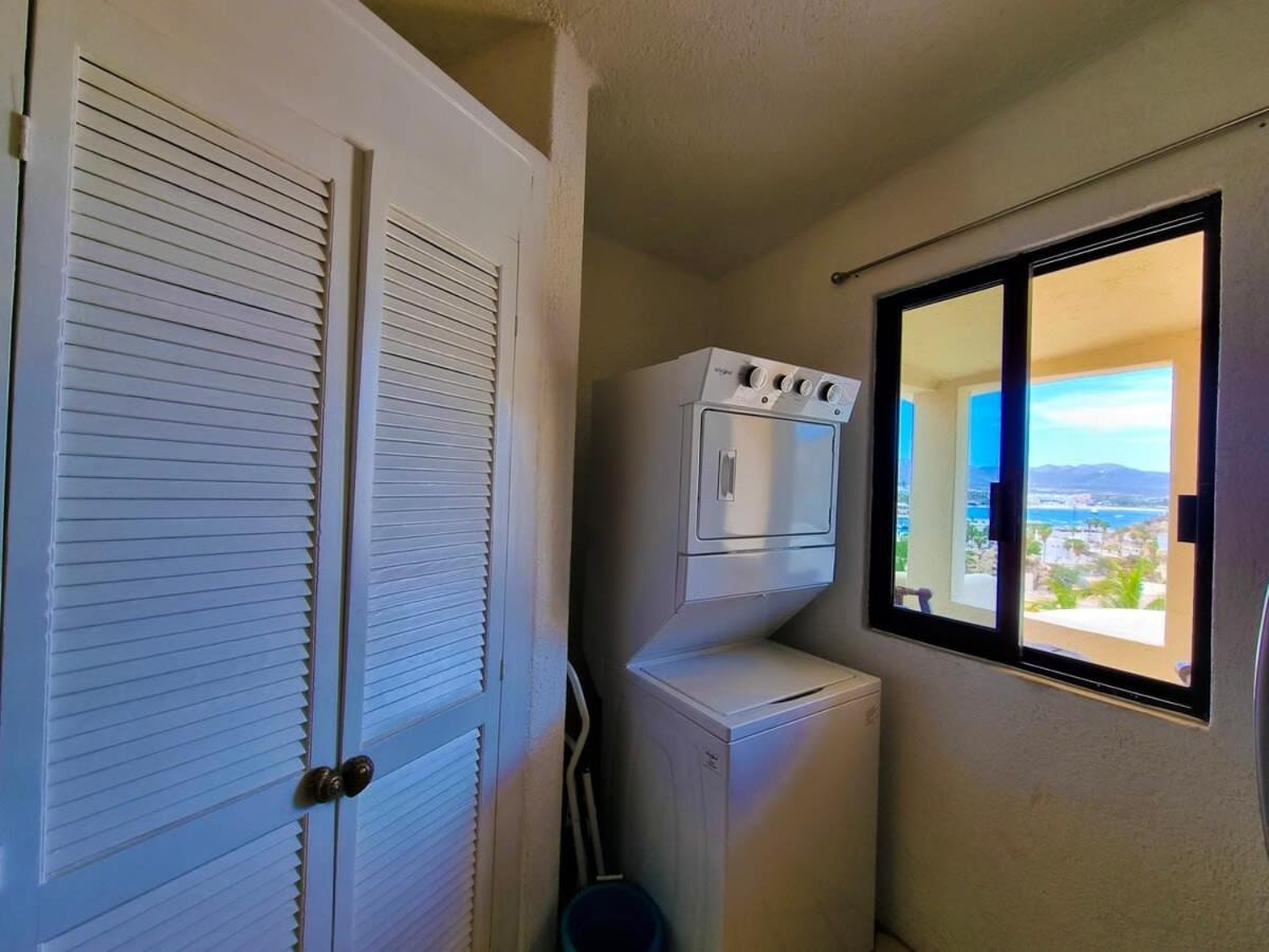 Unit 340- Casa Carina - Expansive Ocean Holiday home