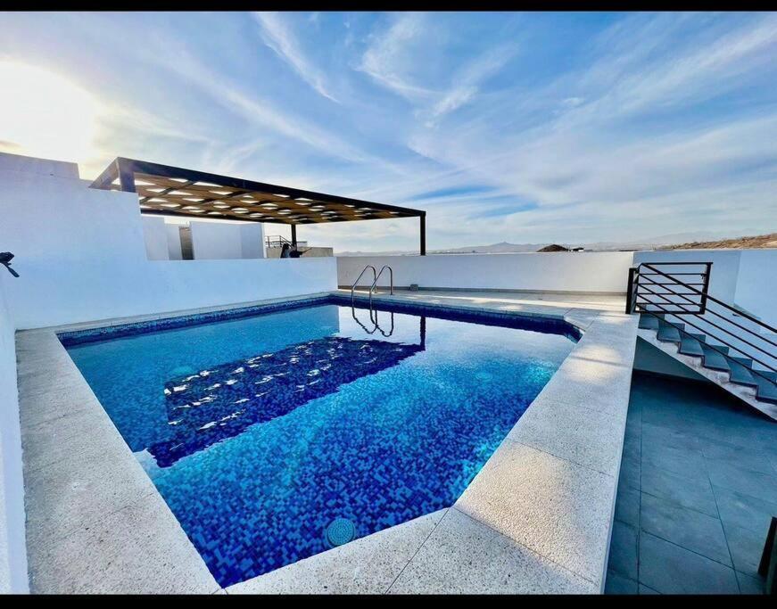 Apartment Oceanview / Rooftop Pool *