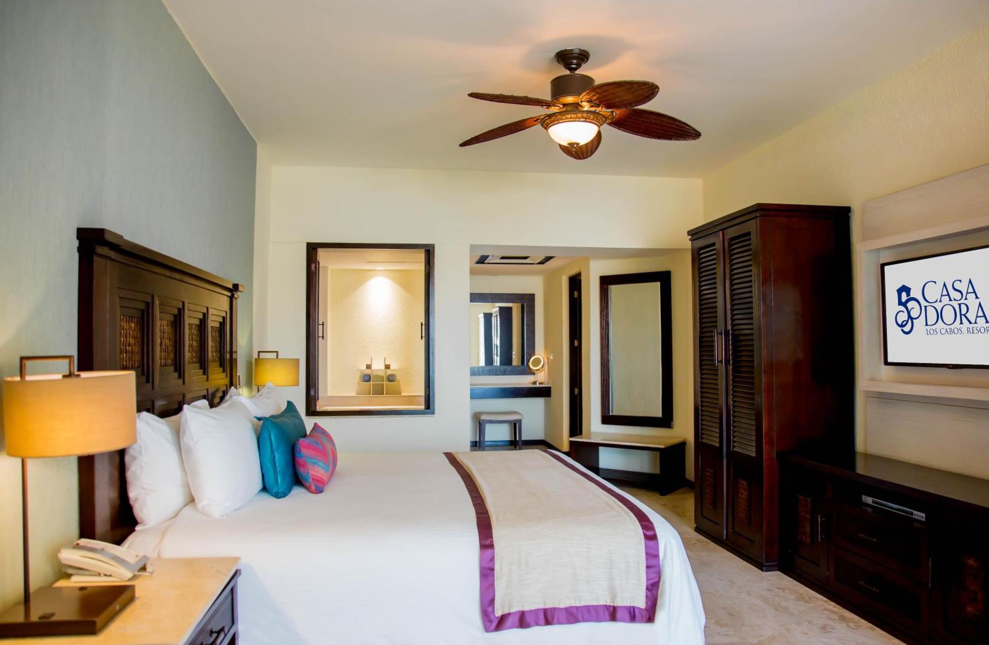 Resort Casa Dorada Cabos &